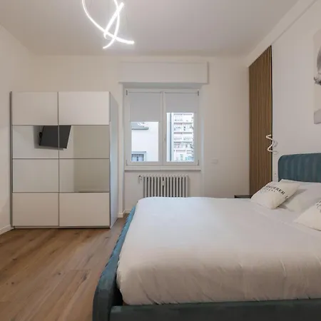 Luxury Bergamo City Apartments Glamour * Μπέργκαμο